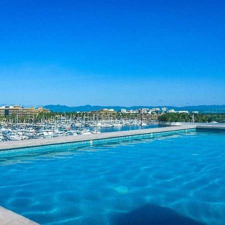 Modern Stylish Apt. Steps Away From The Beach Nuevo Vallarta Exterior photo