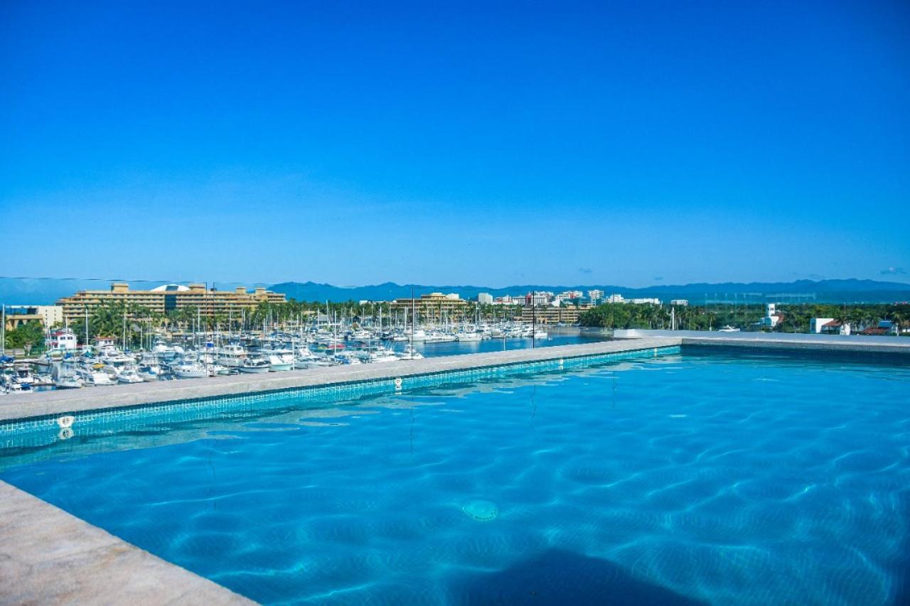 Modern Stylish Apt. Steps Away From The Beach Nuevo Vallarta Exterior photo