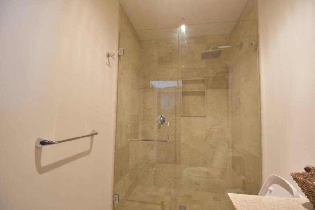 Modern Stylish Apt. Steps Away From The Beach Nuevo Vallarta Exterior photo
