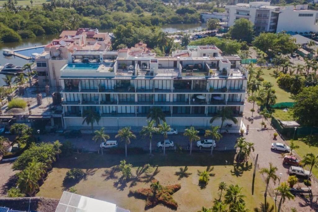 Modern Stylish Apt. Steps Away From The Beach Nuevo Vallarta Exterior photo