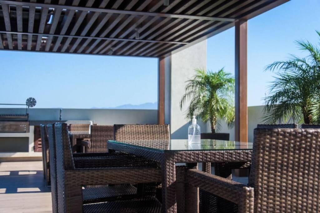Modern Stylish Apt. Steps Away From The Beach Nuevo Vallarta Exterior photo