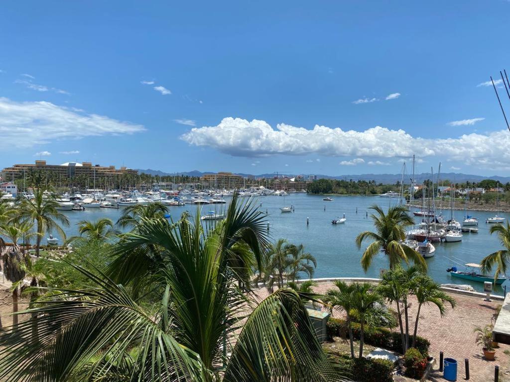 Modern Stylish Apt. Steps Away From The Beach Nuevo Vallarta Exterior photo