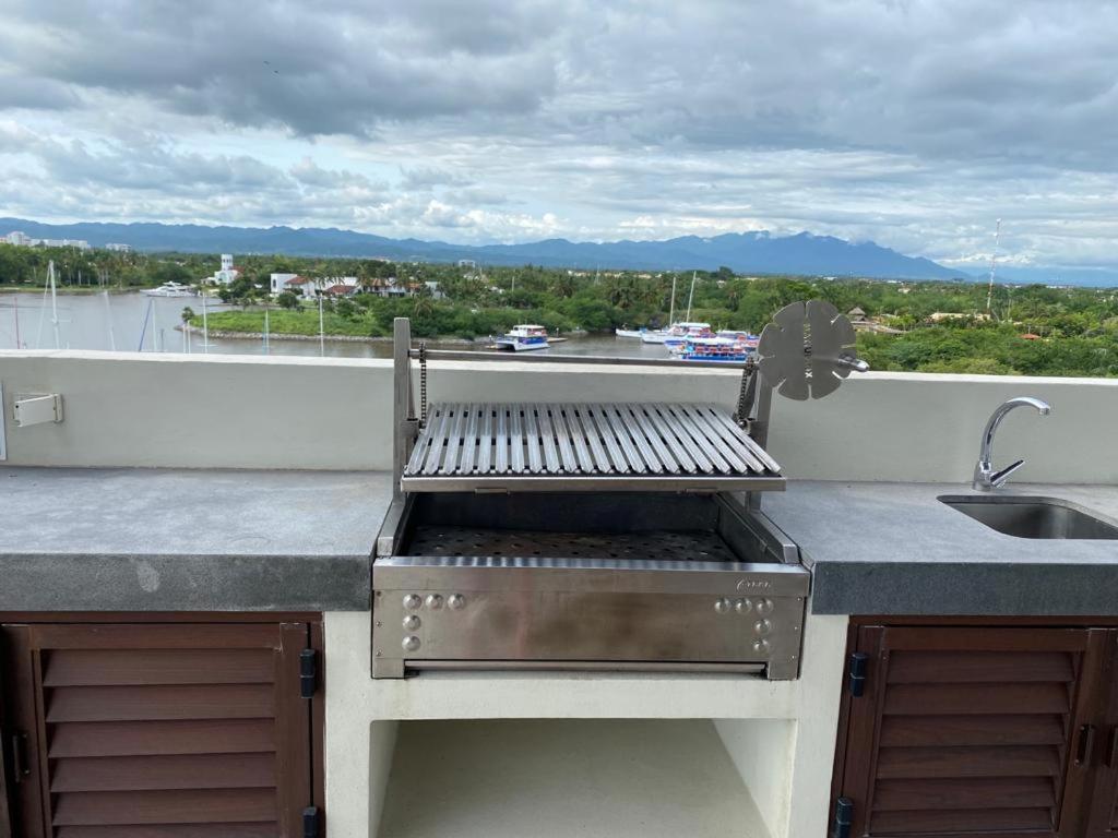 Modern Stylish Apt. Steps Away From The Beach Nuevo Vallarta Exterior photo