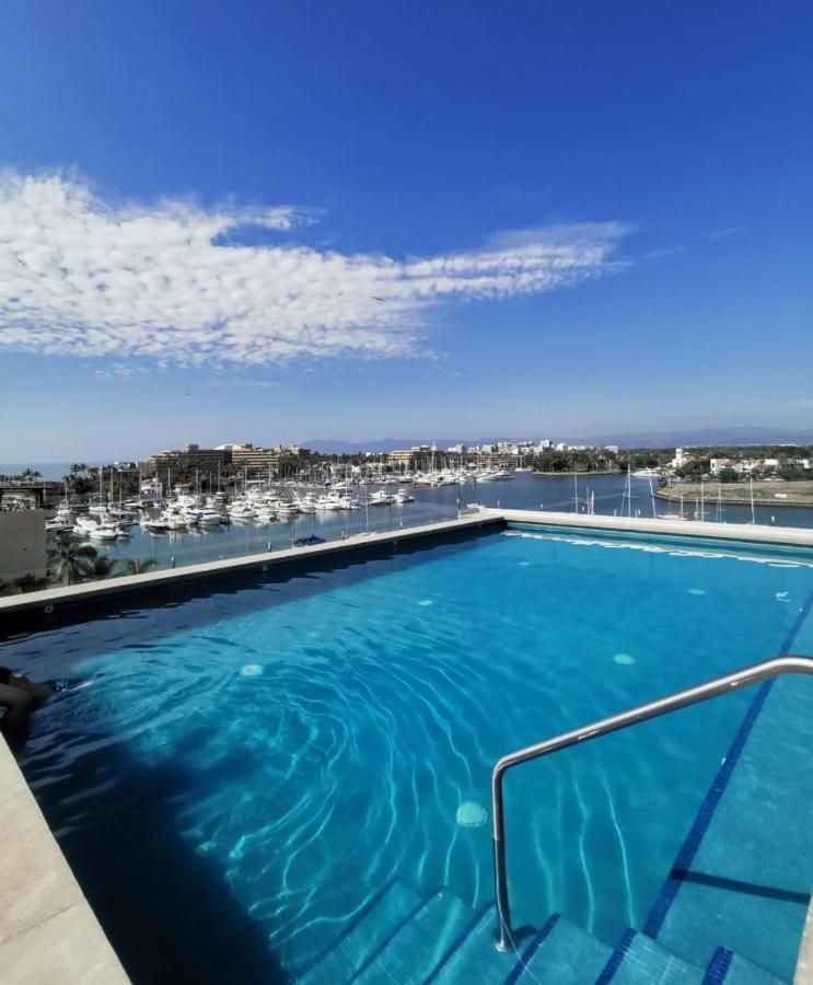Modern Stylish Apt. Steps Away From The Beach Nuevo Vallarta Exterior photo